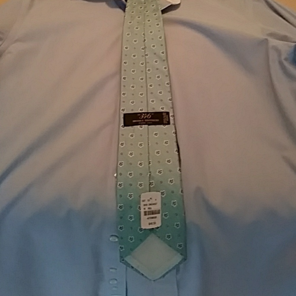 New Brooks Brothers Tie
